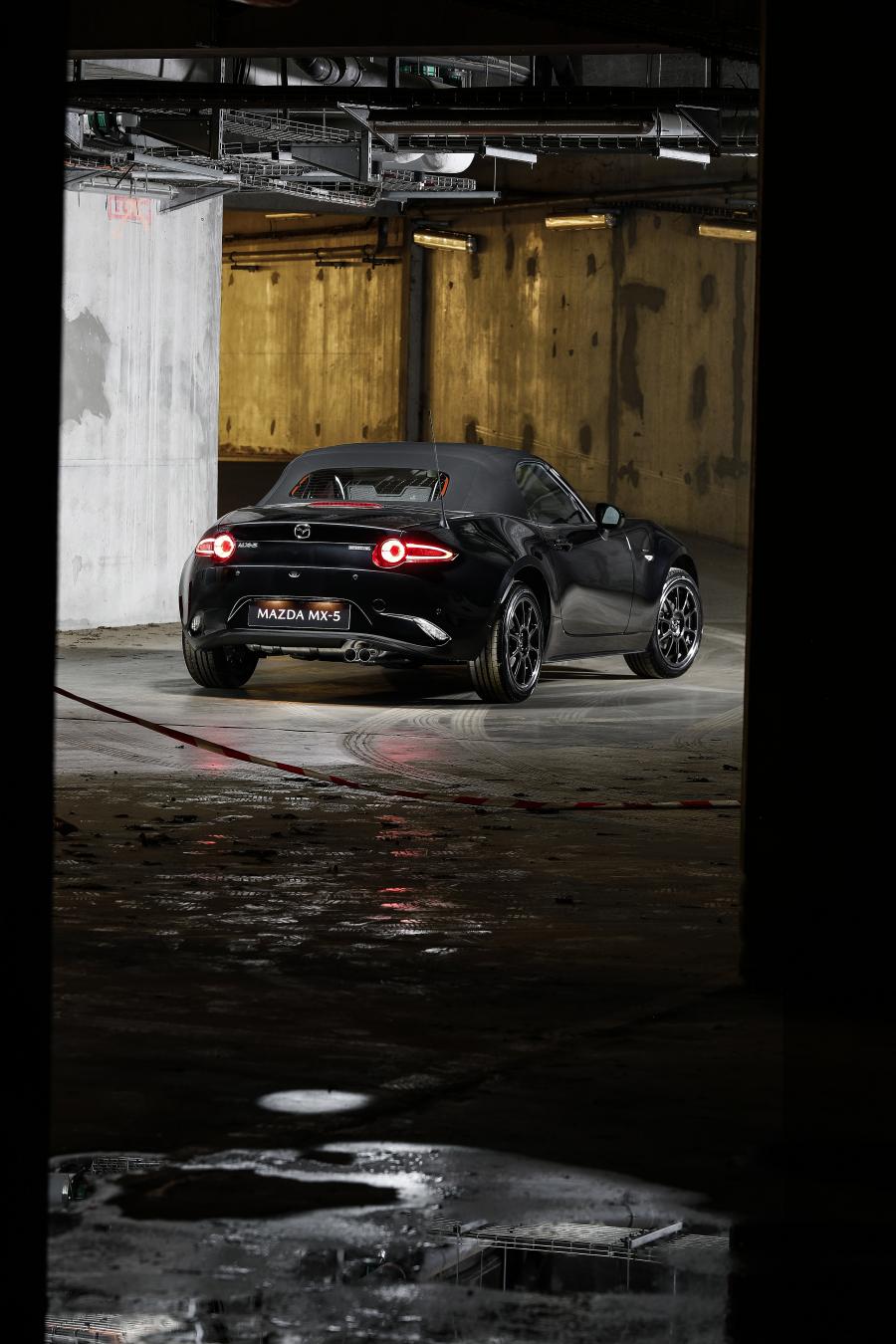  Mazda MX-5 Eunos Edition 2020 года  (FR) (фото 12 из 30)